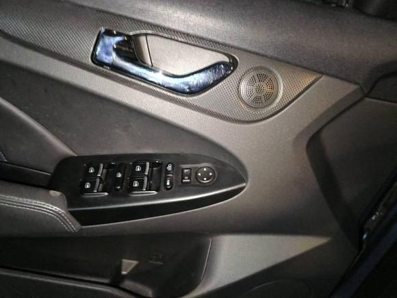 [上海·沪A] 二手奇瑞艾瑞泽7e2016款 1.6L e致享版