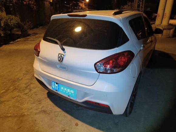 [广州·粤M] 二手宝骏宝骏3102017款 1.5L 自动时尚型