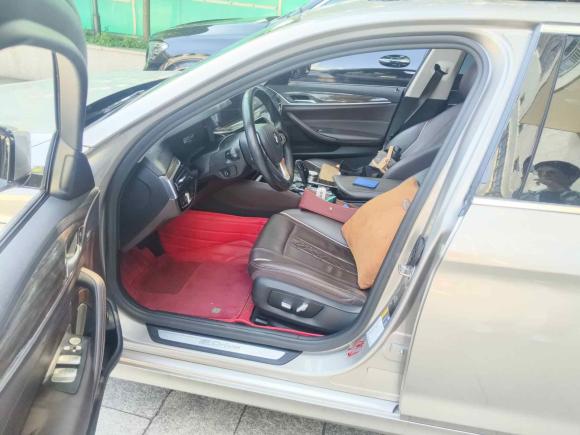 [南京·苏A] 二手宝马宝马5系新能源2019款 改款 530Le 豪华套装