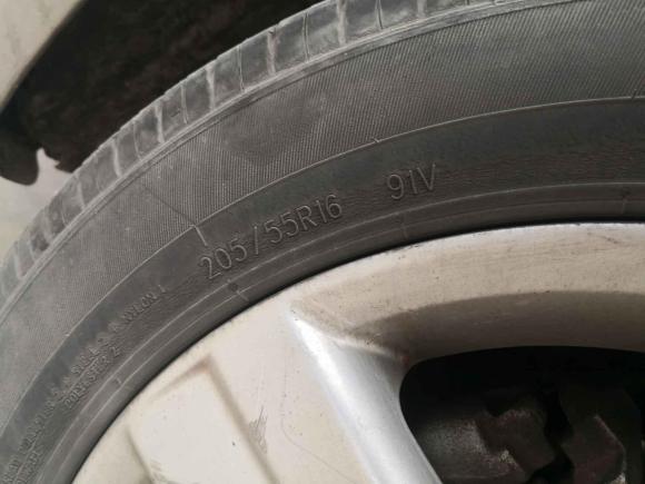 [上海·沪A] 二手大众途安2015款 1.4T 手动风尚版5座