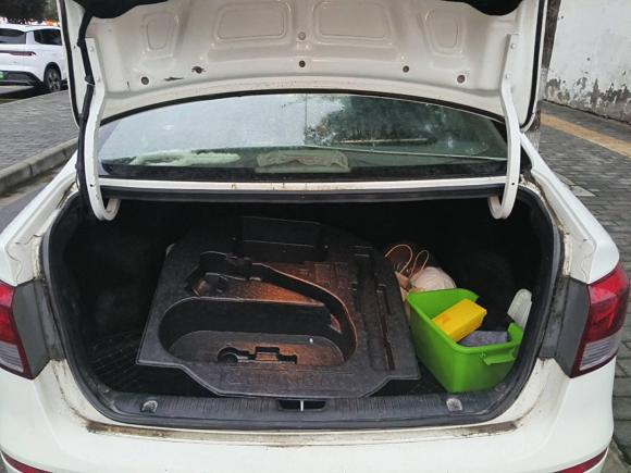 [西安·陕A] 二手起亚起亚K22015款 三厢 1.4L AT GLS