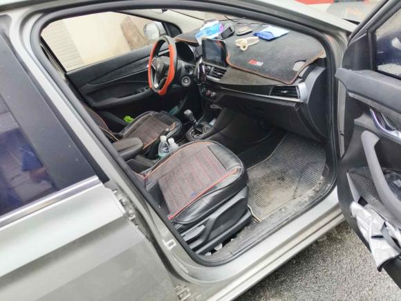 [苏州·苏E] 二手宝骏宝骏3602018款 1.5L 手动精英型 国V