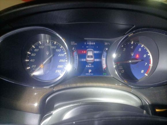 [上海·沪F] 二手玛莎拉蒂总裁2013款 3.0T 标准型