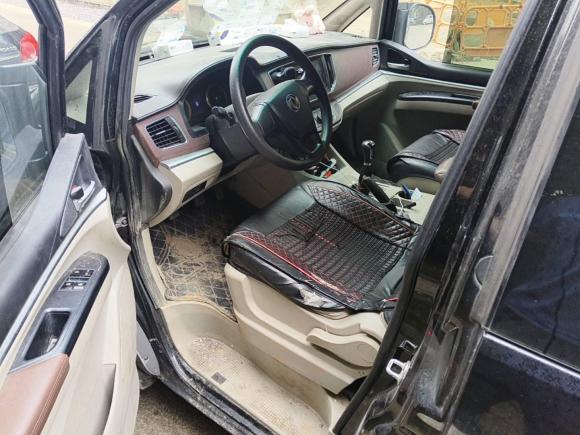 [南昌·赣A] 二手东风风行菱智2018款 M5L 1.6L 7座豪华型