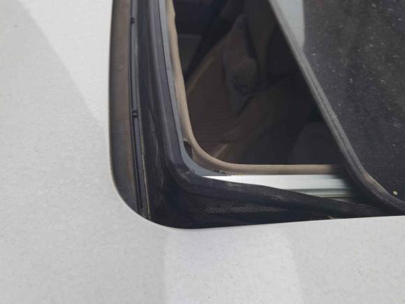 [深圳·粤S] 二手别克君威2015款 2.0L 领先时尚型