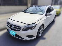 [上海·沪C] 奔驰奔驰A级2013款 A 200 都市型