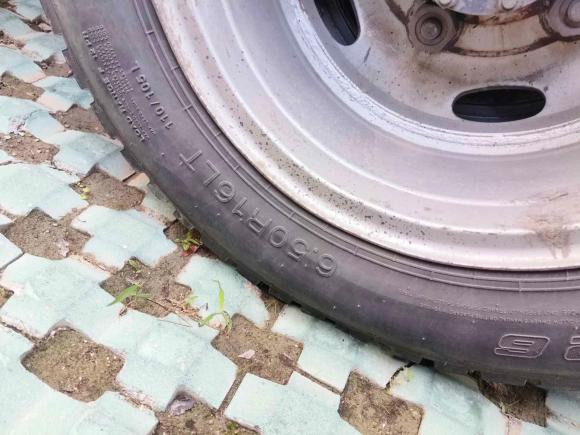 [上海·苏A] 二手东风东风皮卡2015款 2.4T P66 两驱精英型加长4D25U