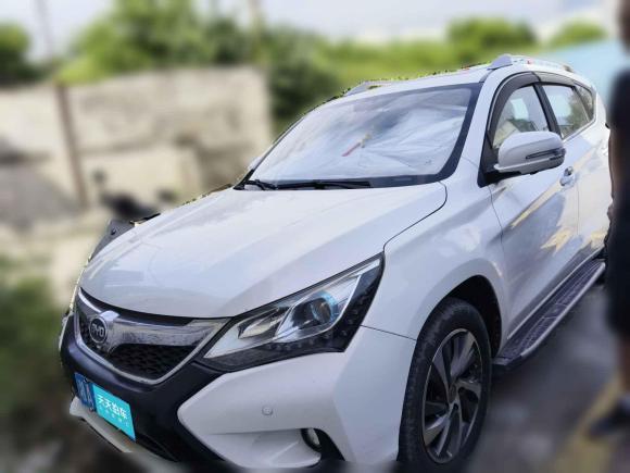 比亚迪宋2016款 1.5TI 手动尊贵型「深圳二手车」「天天拍车」