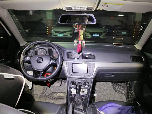 [南昌·赣L] 二手大众朗逸2017款 1.6L 自动舒适版