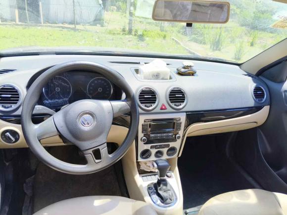 [上海·苏F] 二手大众朗逸2011款 1.6L 自动品雅版