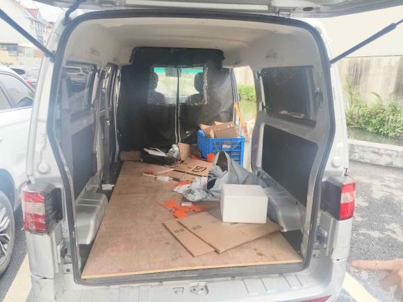 [杭州·浙D] 二手金杯小海狮X302023款 1.5L 超享型客车5/6/7座无空调版SWC15M