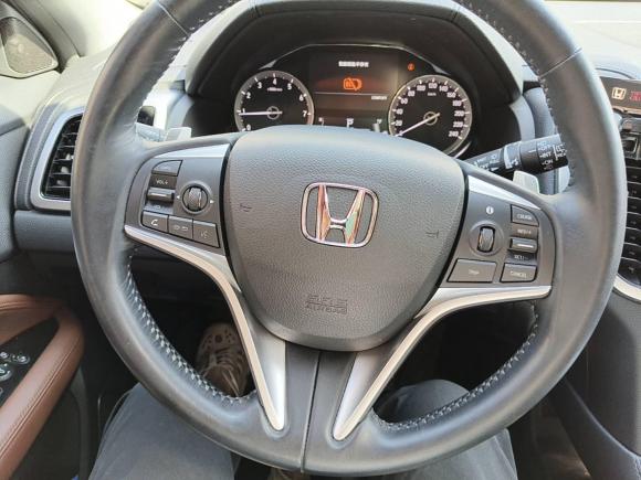 [南通·苏F] 二手本田本田UR-V2017款 370TURBO 四驱尊享版 国V