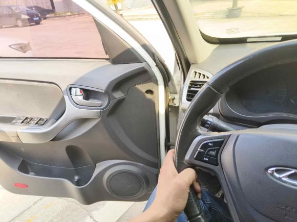 [苏州·苏E] 二手奇瑞瑞虎32015款 1.6L 手动智尚纪念版