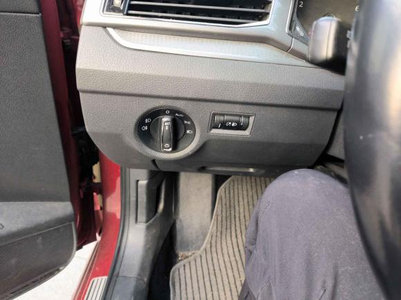 [上海·沪D] 二手大众帕萨特2017款 330TSI DSG尊荣版