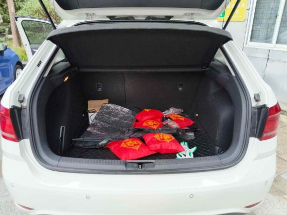 [上海·沪D] 二手大众朗行2015款 1.6L 自动舒适版