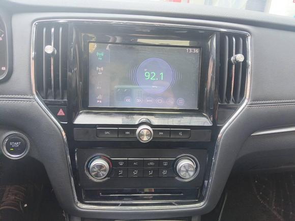 [青岛·鲁B] 二手荣威荣威i62017款 20T 自动旗舰版