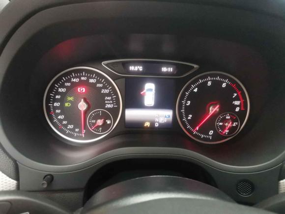 [深圳·粤B] 二手奔驰奔驰B级2017款 B 200 动感型