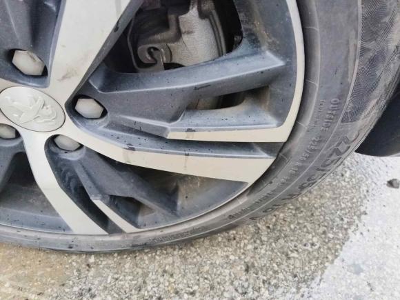 [苏州·苏E] 二手标致标致50082017款 380THP 7座精英版