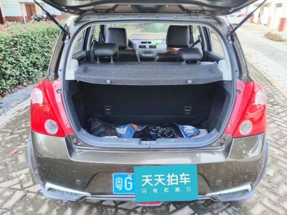 [上海·粤G] 二手铃木雨燕2013款 1.5L 手动20周年限量版