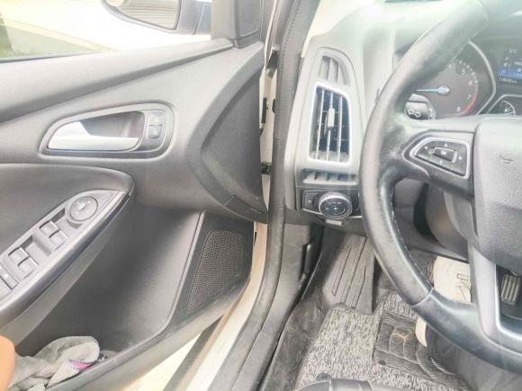 [嘉兴·川Y] 二手福特福克斯2015款 三厢 EcoBoost 180 自动精英型