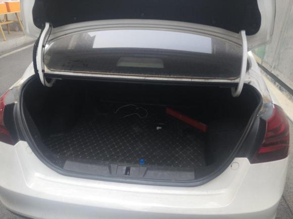 [武汉·鄂A] 二手吉利汽车帝豪新能源2017款 1.5L PHEV 精英型