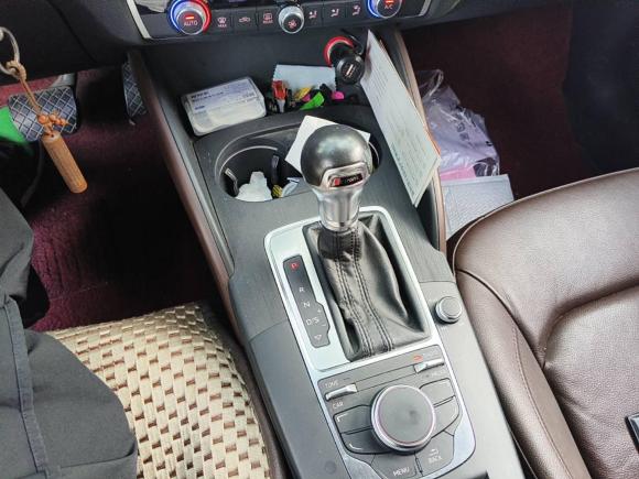 [嘉兴·浙F] 二手奥迪奥迪A32014款 Sportback 35 TFSI 自动舒适型