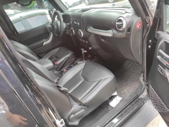 [温州·浙C] 二手Jeep牧马人2017款 3.0L Sahara 四门舒享版