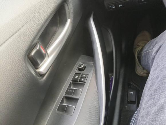 [无锡·苏B] 二手丰田卡罗拉2023款 1.8L 智能电混双擎 精英版