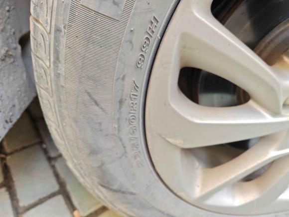 [武汉·鄂A] 二手现代途胜2015款 1.6T 双离合两驱智能型