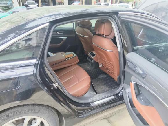 [成都·川M] 二手奥迪奥迪A6L2019款 40 TFSI 豪华致雅型