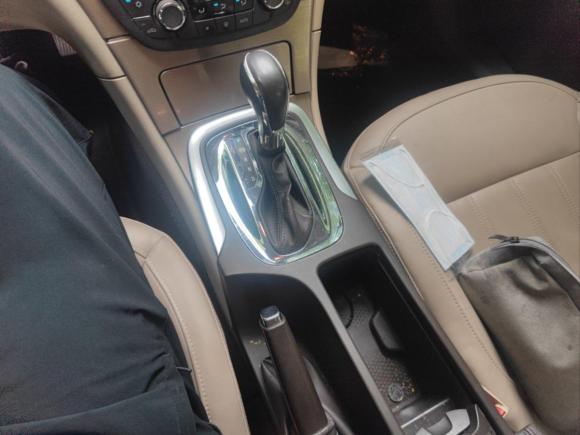 [上海·浙C] 二手别克君威2011款 2.4L SIDI精英版