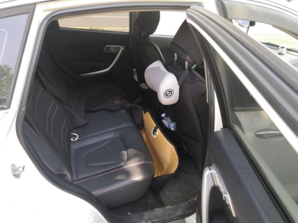 [南京·苏A] 二手奔腾奔腾X802013款 2.0L 自动豪华型