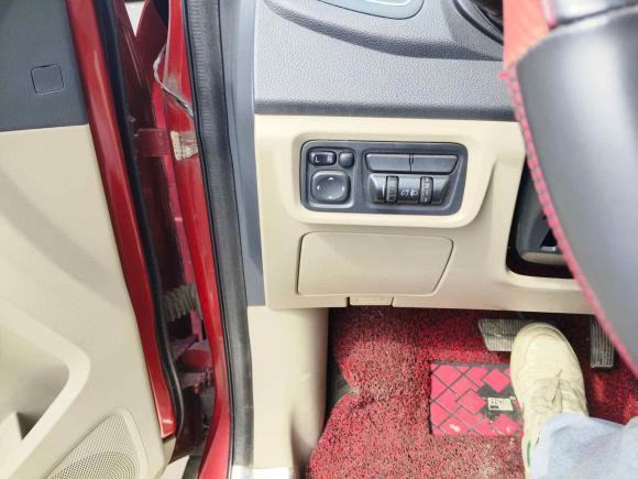 [杭州·皖L] 二手奇瑞瑞虎52014款 2.0L CVT家悦版