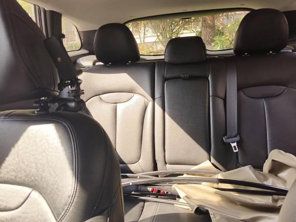 [苏州·苏E] 二手雷诺科雷嘉2016款 2.0L 两驱豪华版