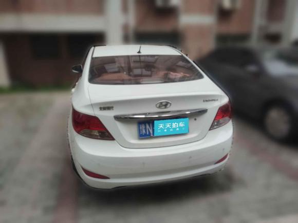 [无锡·豫N] 二手现代瑞纳2010款 三厢 1.4L 自动舒适型GS