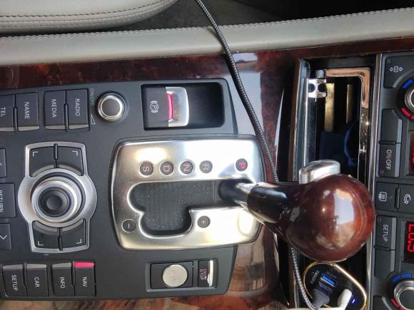 [上海·沪K] 二手奥迪奥迪A82009款 A8L 2.8 FSI 标准型