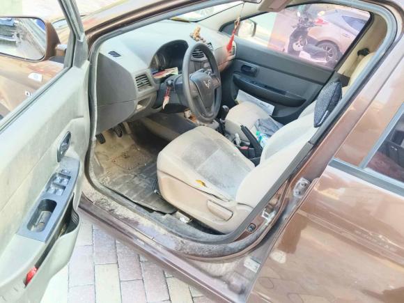 [南昌·赣A] 二手五菱汽车五菱宏光2016款 1.5L S舒适型