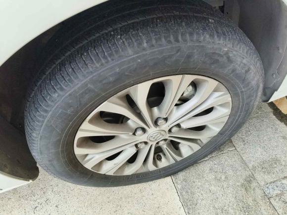 [武汉·鄂A] 二手别克别克GL82020款 陆上公务舱 652T 舒适型