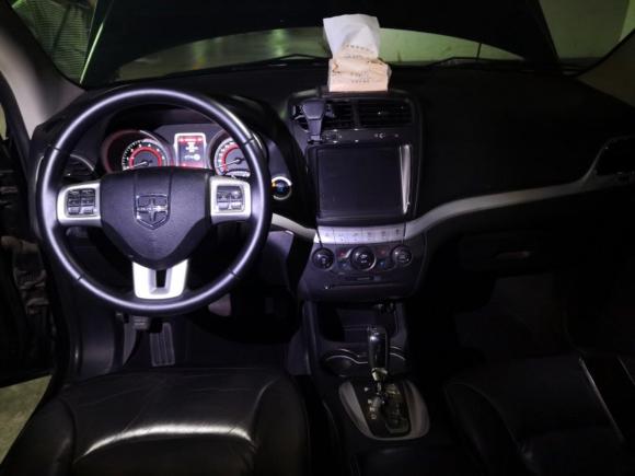 [南京·苏A] 二手道奇酷威2013款 2.4L 两驱尊尚版