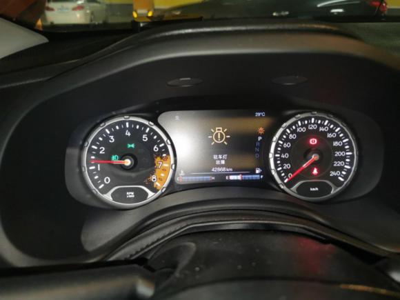 [温州·浙C] 二手Jeep自由侠2017款 180T 自动智能版