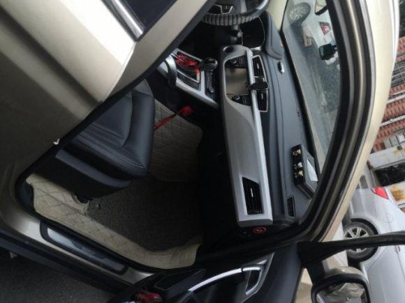 [上海·沪C] 二手吉利汽车博越2018款 1.8TD 自动两驱智联型4G互联版