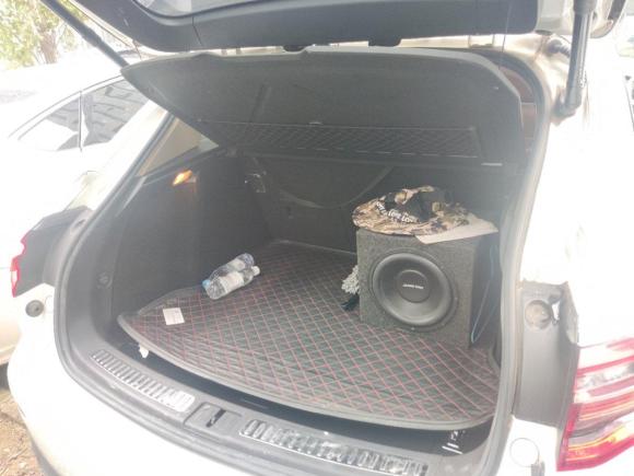 [武汉·鄂A] 二手众泰众泰SR92017款 2.0T 自动极致之心版