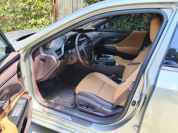 [上海·沪B] 二手雷克萨斯雷克萨斯ES2020款 200 卓越版