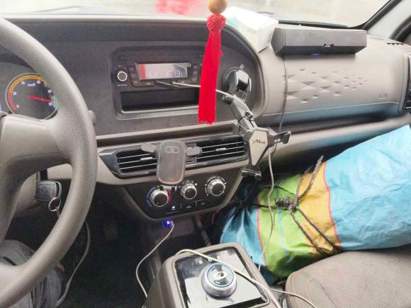 [无锡·苏B] 二手瑞驰新能源瑞驰新能源EC712023款 EC71L 长续航版 纯电动载货车