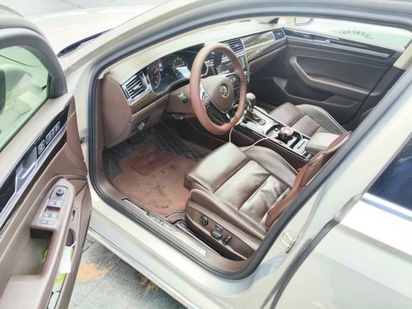 [杭州·浙F] 二手大众辉昂2016款 380TSI 两驱至尊版