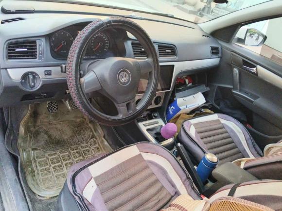 [济南·鲁A] 二手大众朗逸2013款 改款经典 1.6L 手动风尚版