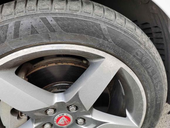 [上海·皖A] 二手捷豹捷豹XE2015款 2.0T 200PS R-Sport