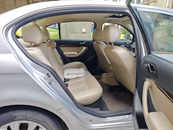 [上海·沪A] 二手大众朗逸2011款 1.4TSI DSG品轩版