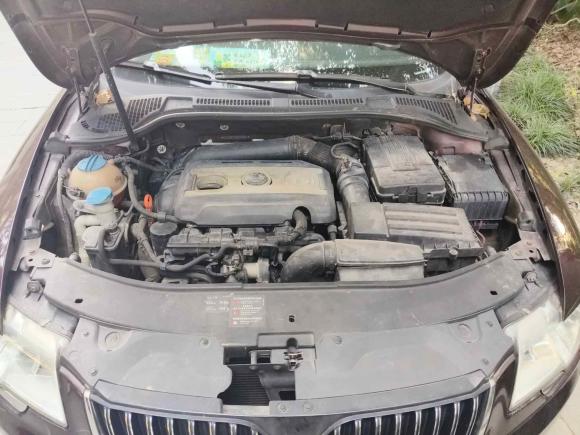 [上海·沪A] 二手斯柯达昊锐2009款 1.8TSI 自动贵雅版