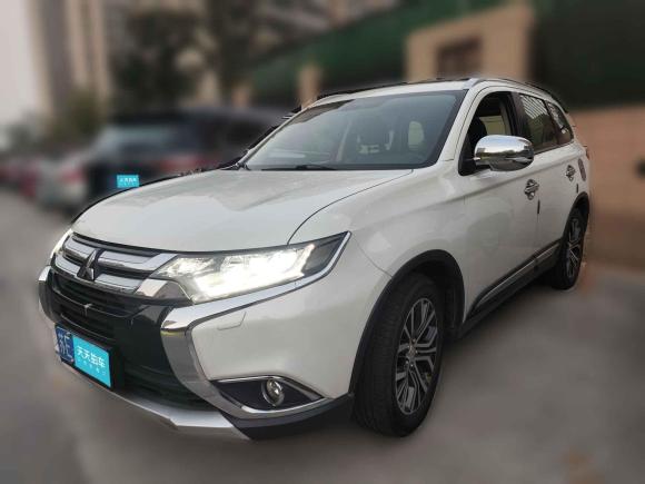 三菱歐藍(lán)德2016款 2.4L 四驅(qū)精英版 5座「蘇州二手車」「天天拍車」